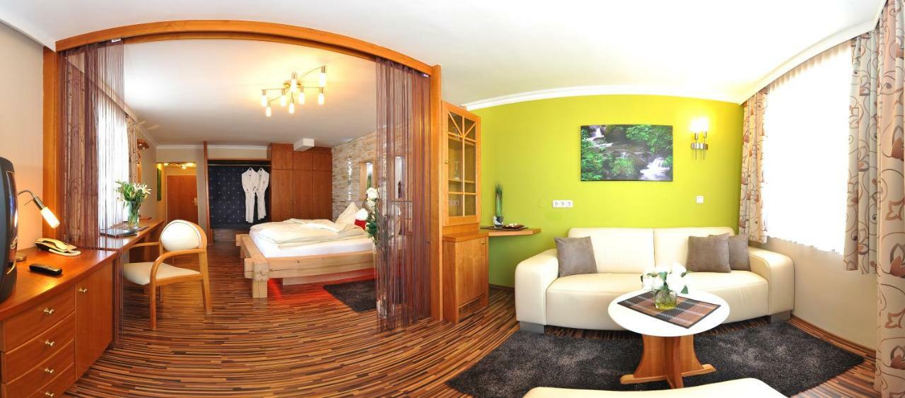 סנט גאורגן אים אטרגאו Hotel Winzer Wellness & Kuscheln מראה חיצוני תמונה